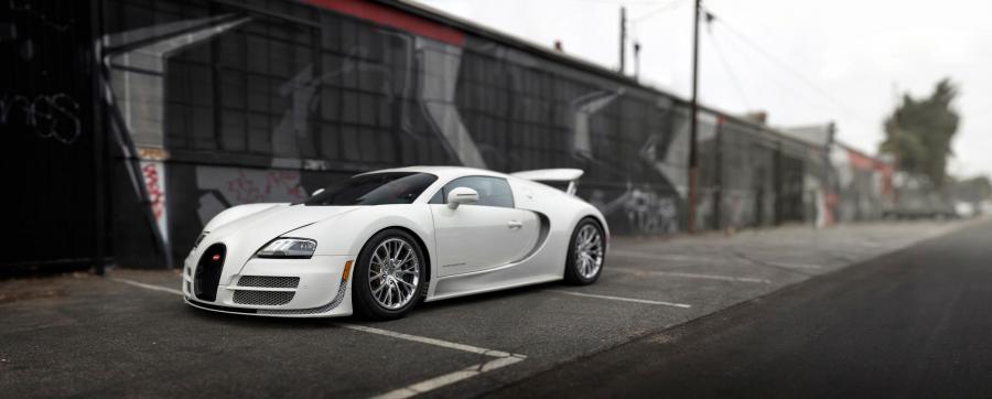  Bugatti Veyron 16.4 Super Sport 2010 года  (NA) (фото 8 из 25)